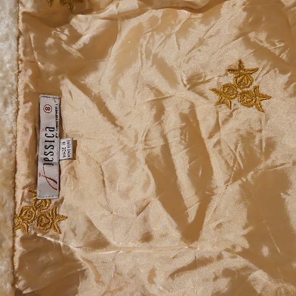 Jessica Cream Satin Lined Shrug - Picture 9 of 10